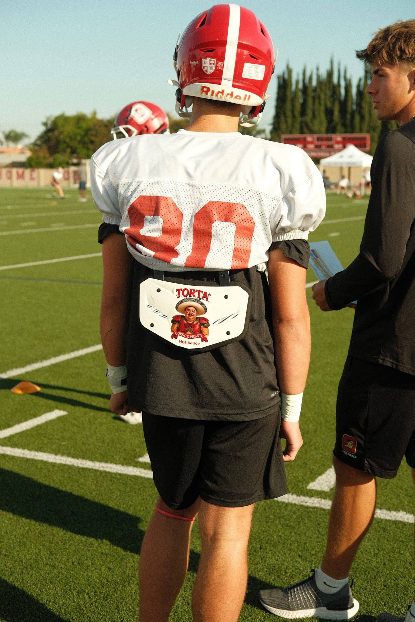 Torta Power Gordito Picante Hot Sauce Adult Football Backplate